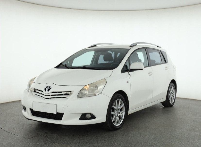 Toyota Verso, 2010
