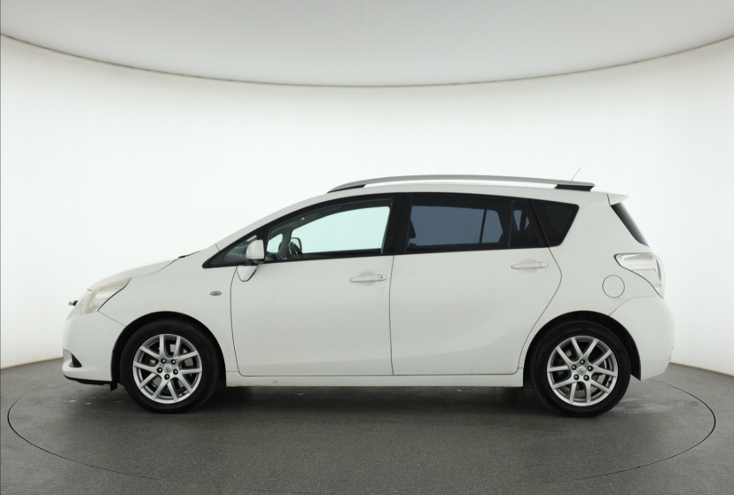 Toyota Verso, 2010
