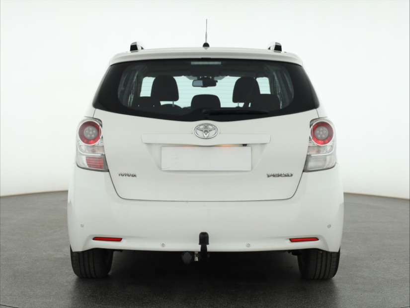 Toyota Verso, 2010