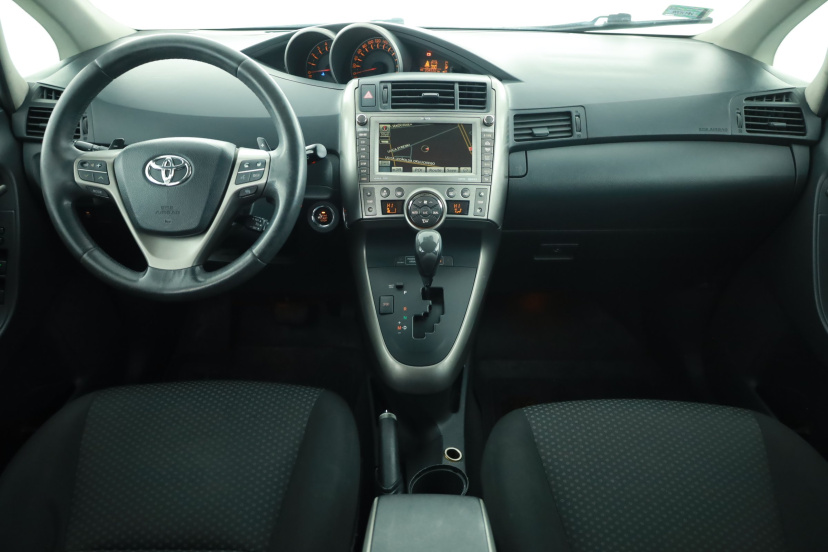 Toyota Verso, 2010