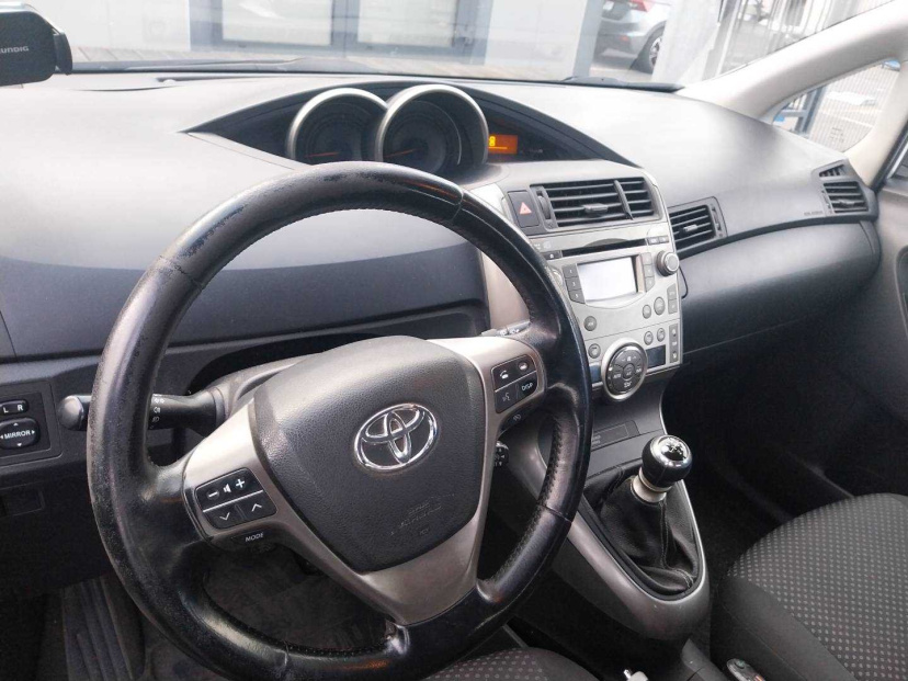 Toyota Verso, 2009
