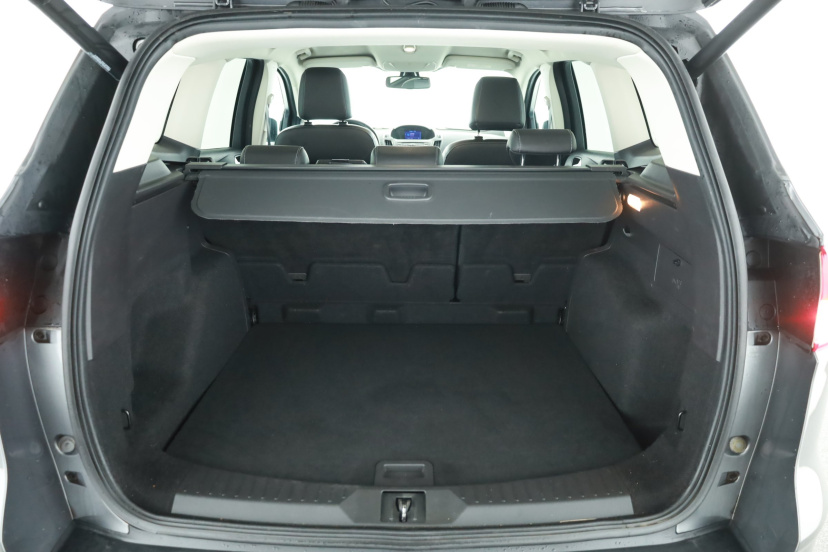 Ford Kuga, 2013