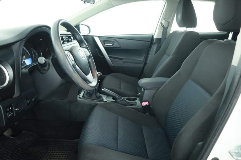 Toyota Auris, 2014