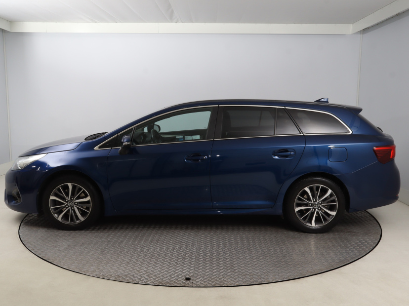 Toyota Avensis, 2016