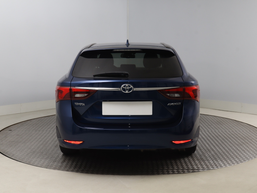 Toyota Avensis, 2016