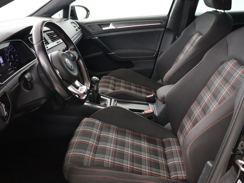 Volkswagen Golf, 2019
