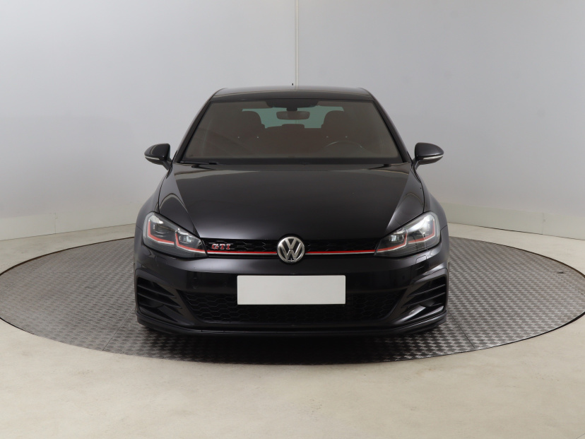 Volkswagen Golf, 2019
