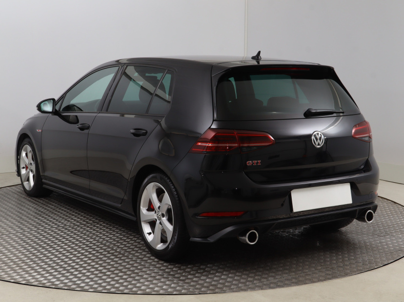 Volkswagen Golf, 2019