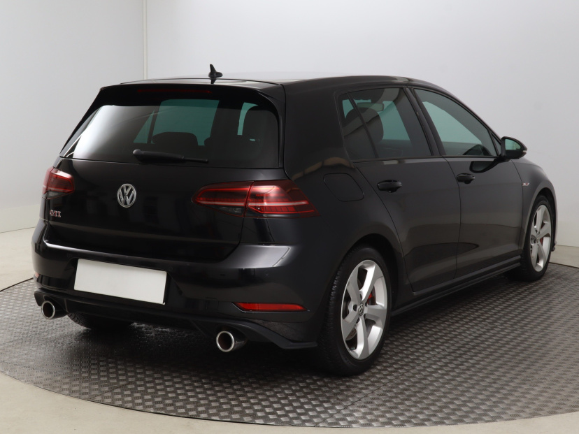 Volkswagen Golf, 2019