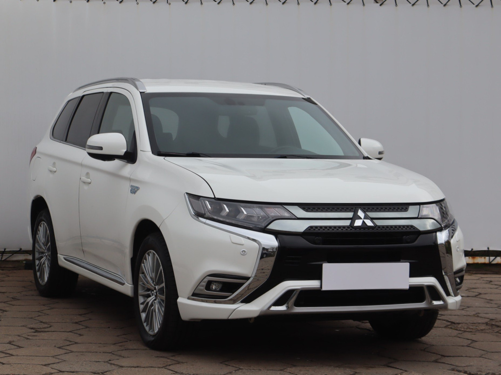 Mitsubishi Outlander 2.4 PHEV