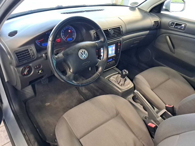 Volkswagen Passat, 2004