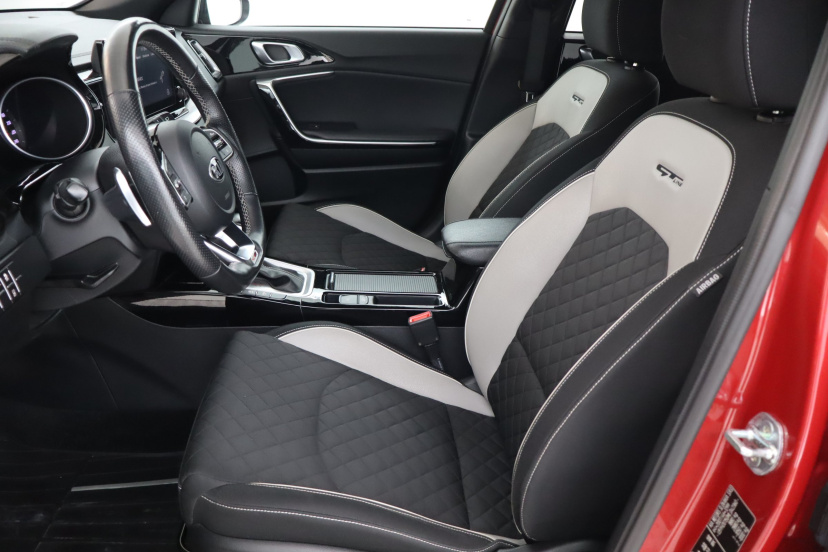 Kia ProCeed, 2021