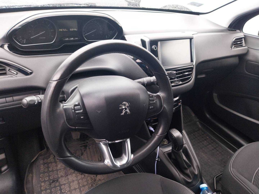 Peugeot 208, 2017