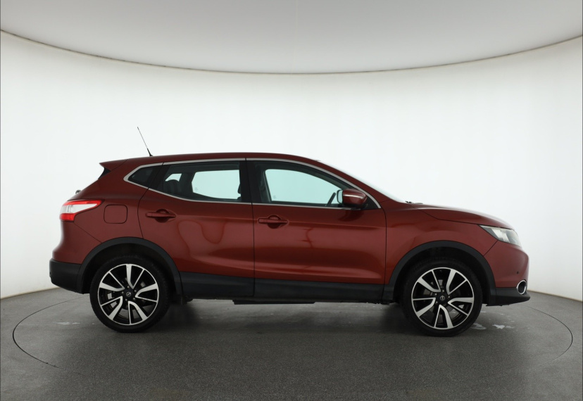 Nissan Qashqai, 2014