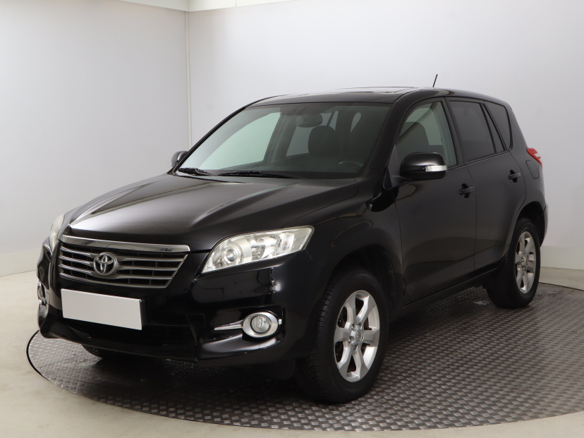 Toyota RAV 4, 2011