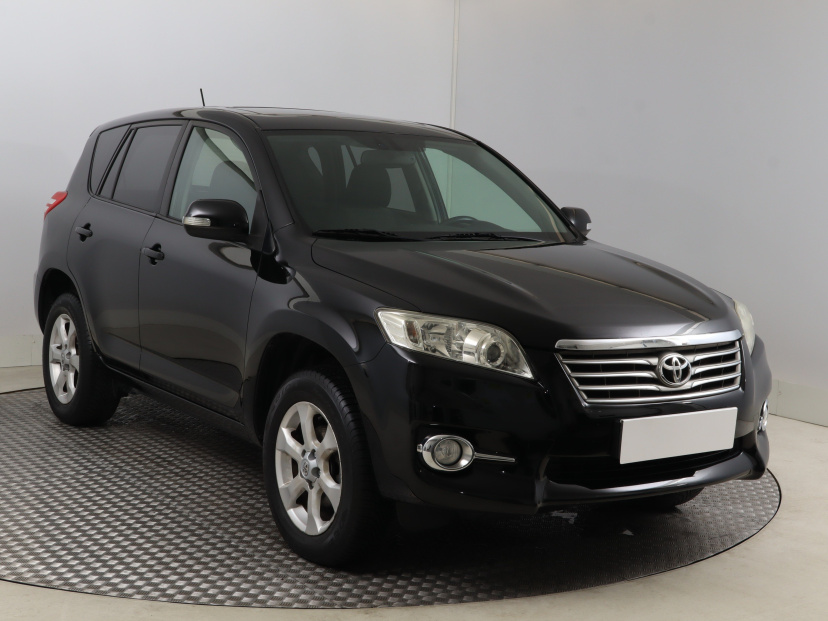 Toyota RAV 4, 2011