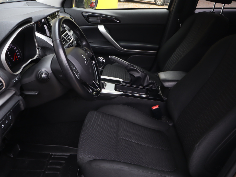 Mitsubishi Eclipse Cross, 2020
