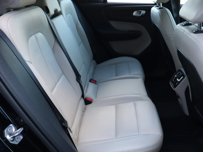 Volvo XC40, 2019