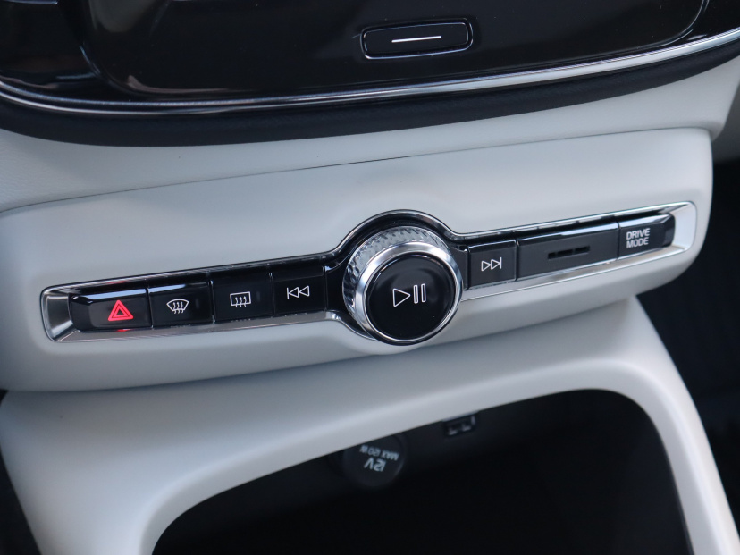 Volvo XC40, 2019