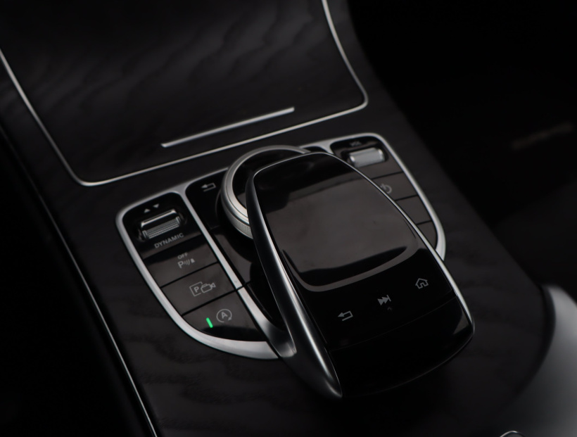 Mercedes-Benz C, 2019