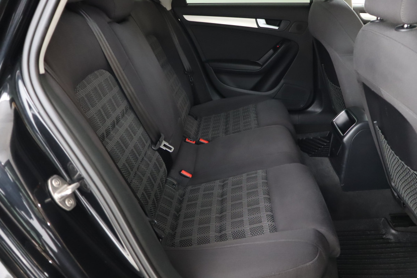 Audi A4, 2014