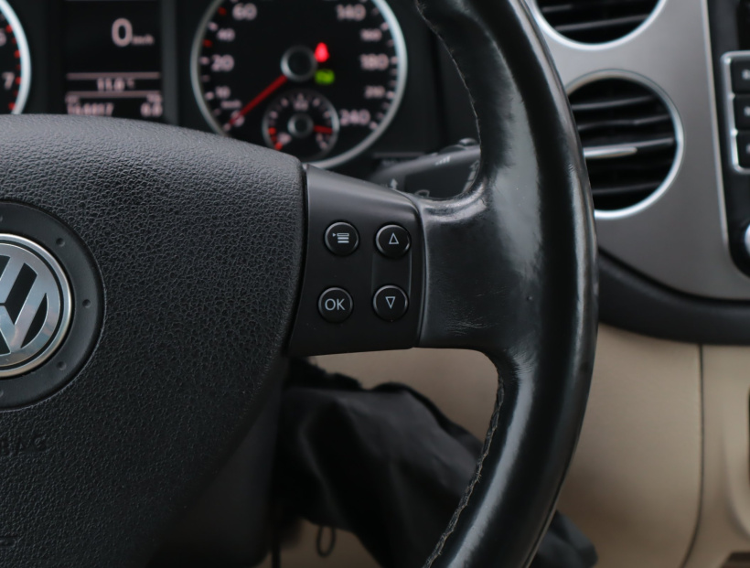 Volkswagen Tiguan, 2010