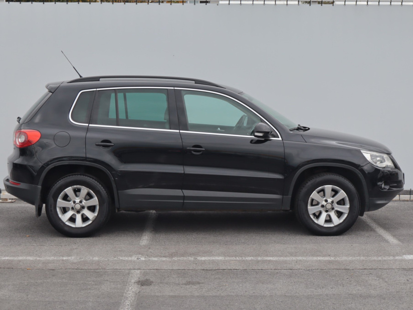 Volkswagen Tiguan, 2010