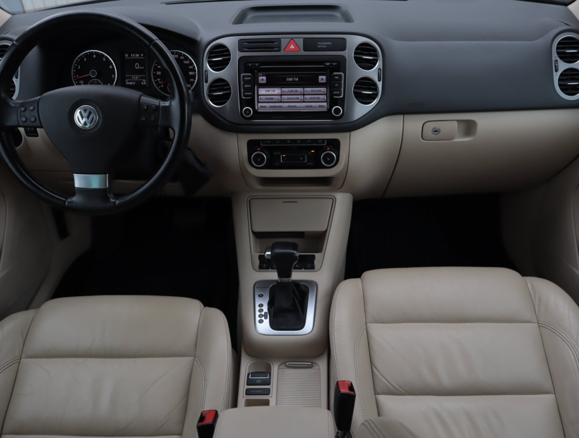 Volkswagen Tiguan, 2010