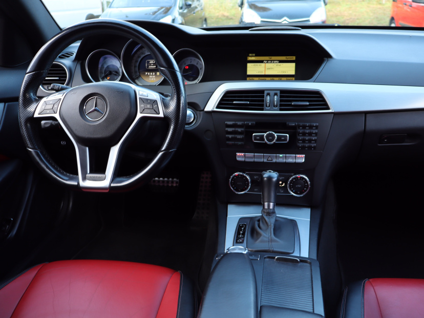 Mercedes-Benz C, 2012
