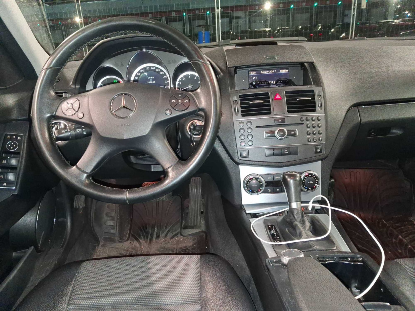 Mercedes-Benz C, 2011