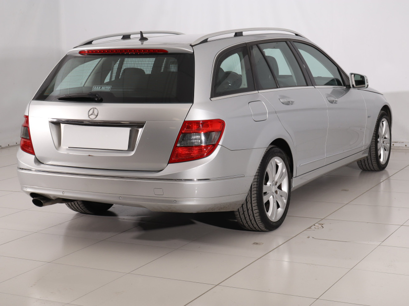 Mercedes-Benz C, 2011