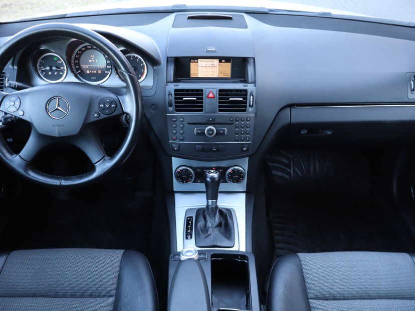 Mercedes-Benz C, 2011