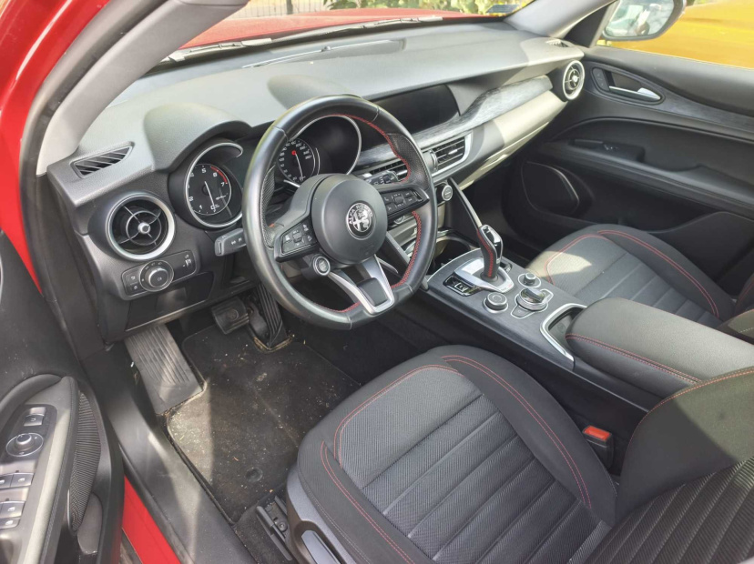 Alfa Romeo Stelvio, 2021