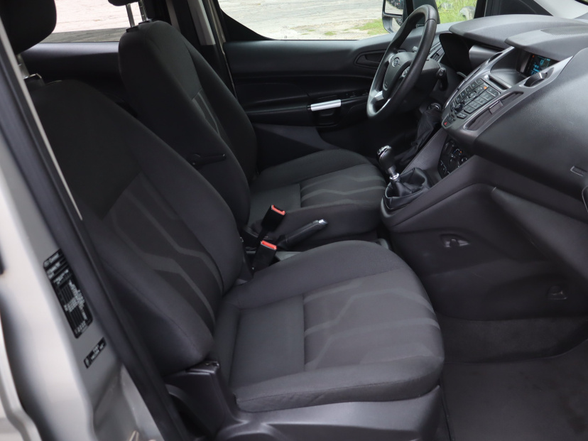 Ford Tourneo Connect, 2016