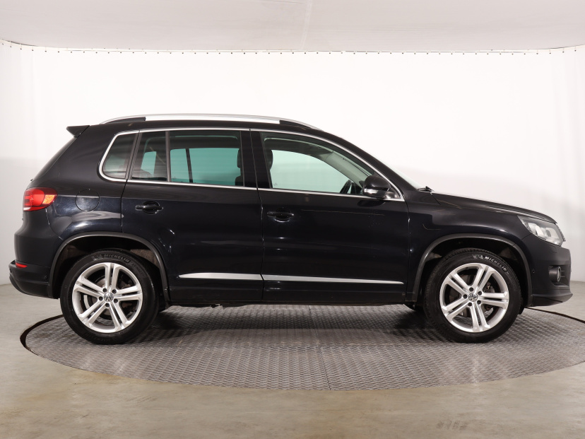 Volkswagen Tiguan, 2016