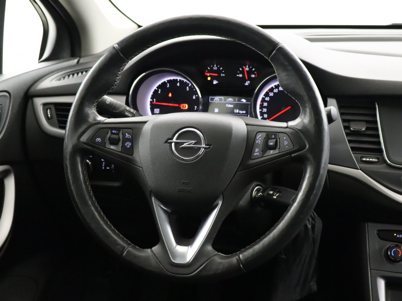 Opel Astra, 2021