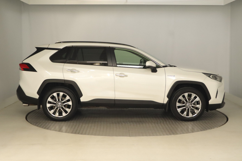 Toyota RAV 4, 2020