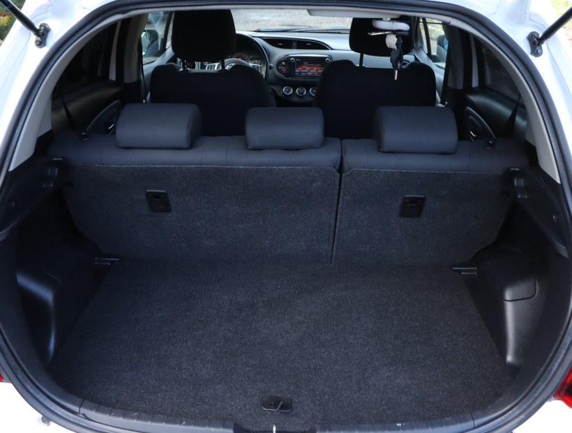 Toyota Yaris, 2015