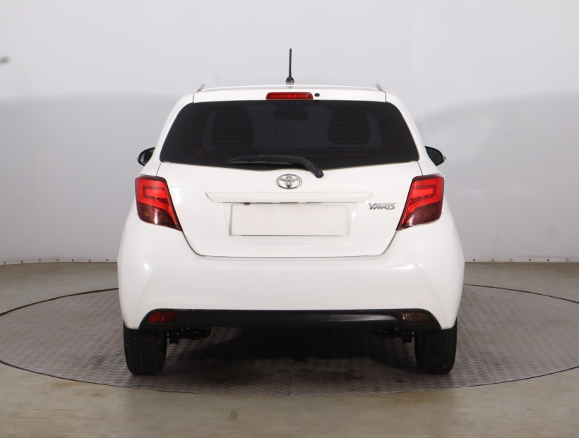 Toyota Yaris, 2015