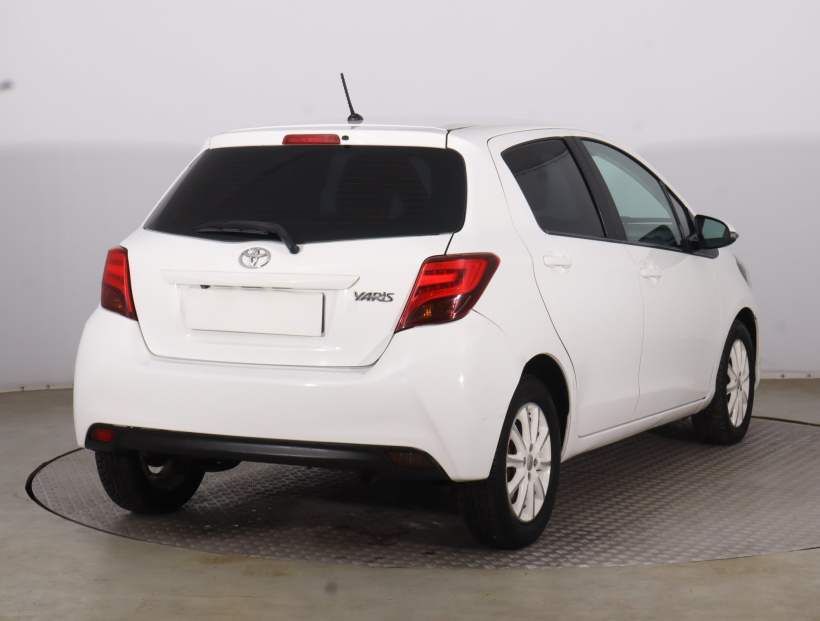 Toyota Yaris, 2015