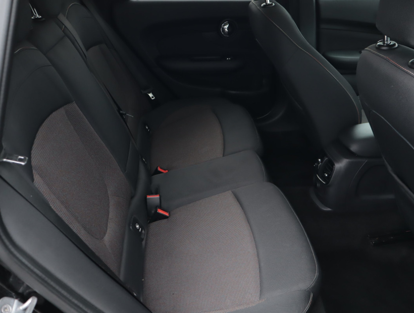 MINI Clubman, 2016