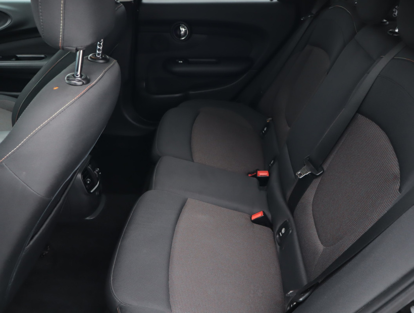 MINI Clubman, 2016