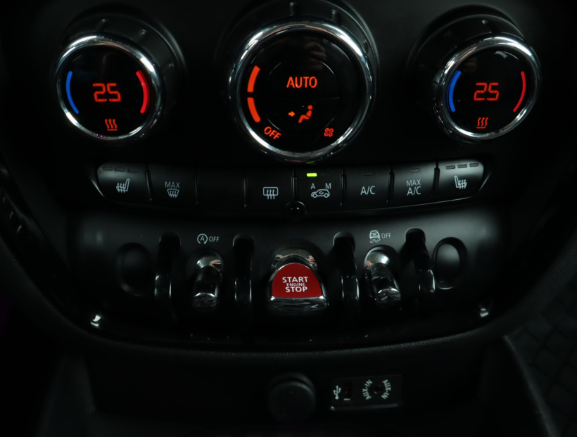 MINI Clubman, 2016