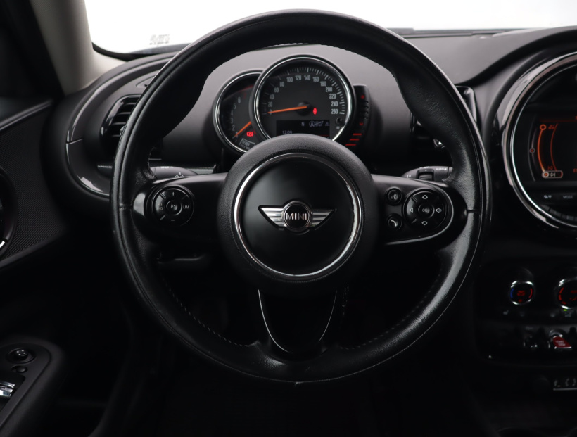 MINI Clubman, 2016