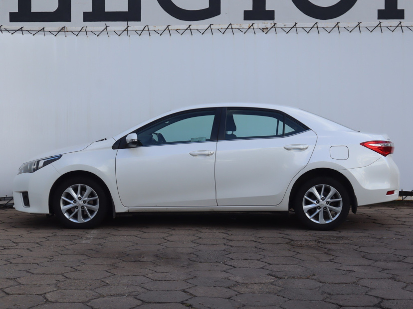 Toyota Corolla, 2015