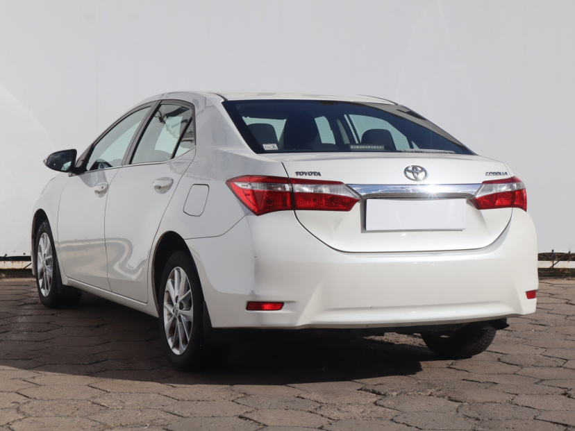 Toyota Corolla, 2015