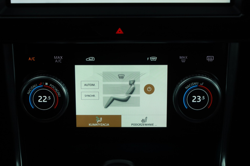 Jaguar XE, 2021