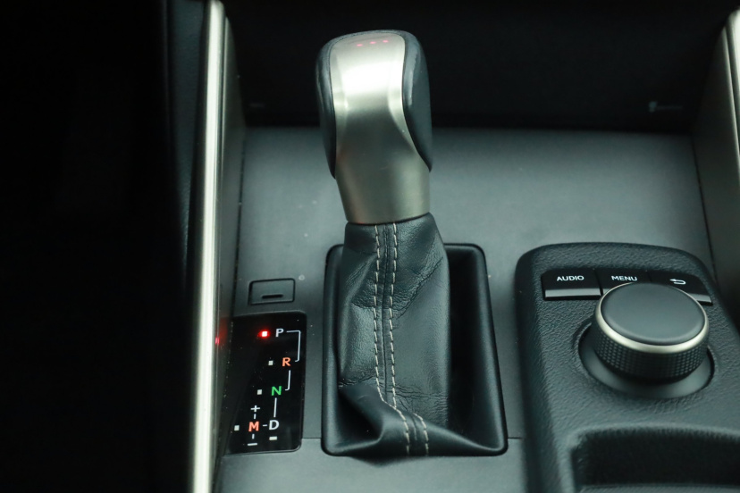 Lexus IS, 2014