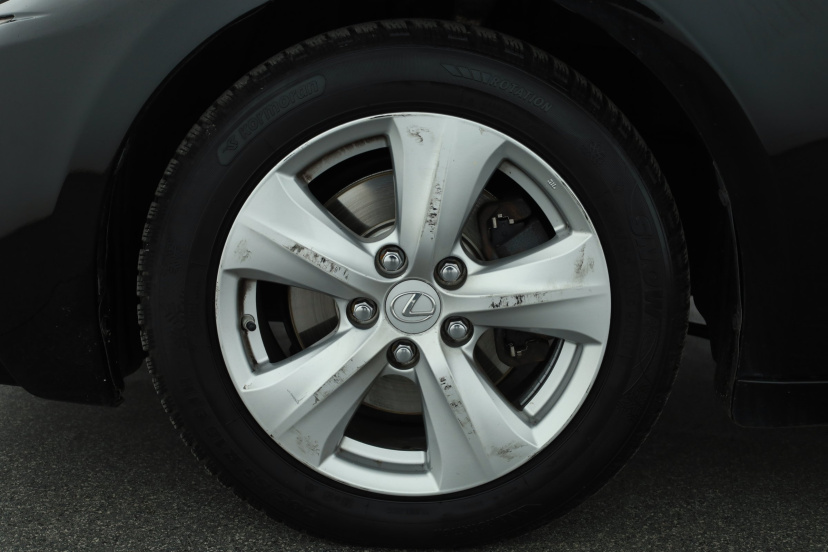 Lexus IS, 2014