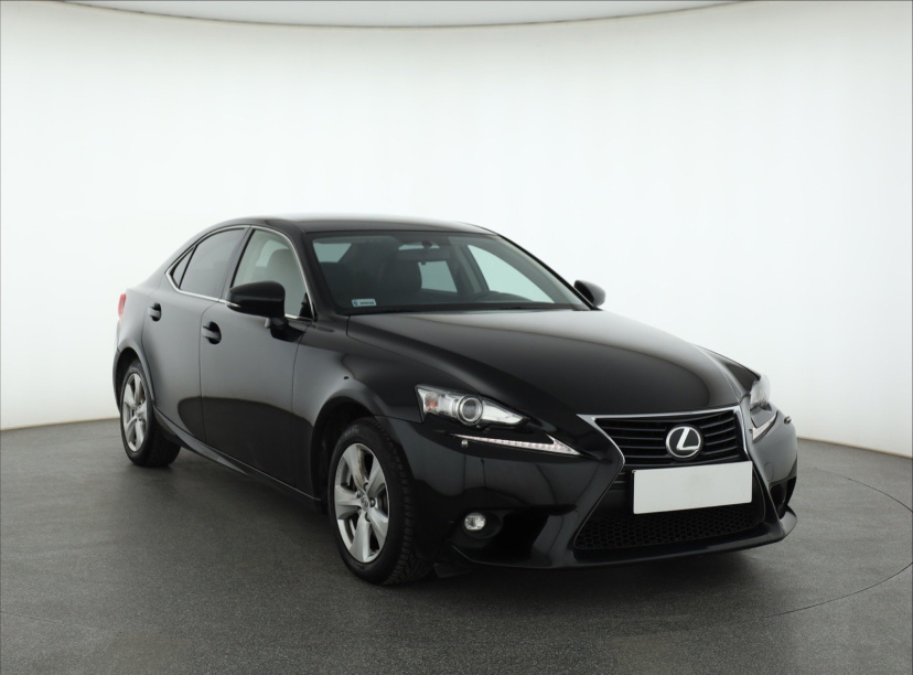 Lexus IS, 2014